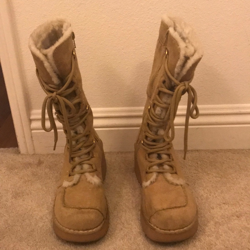 Heel boots